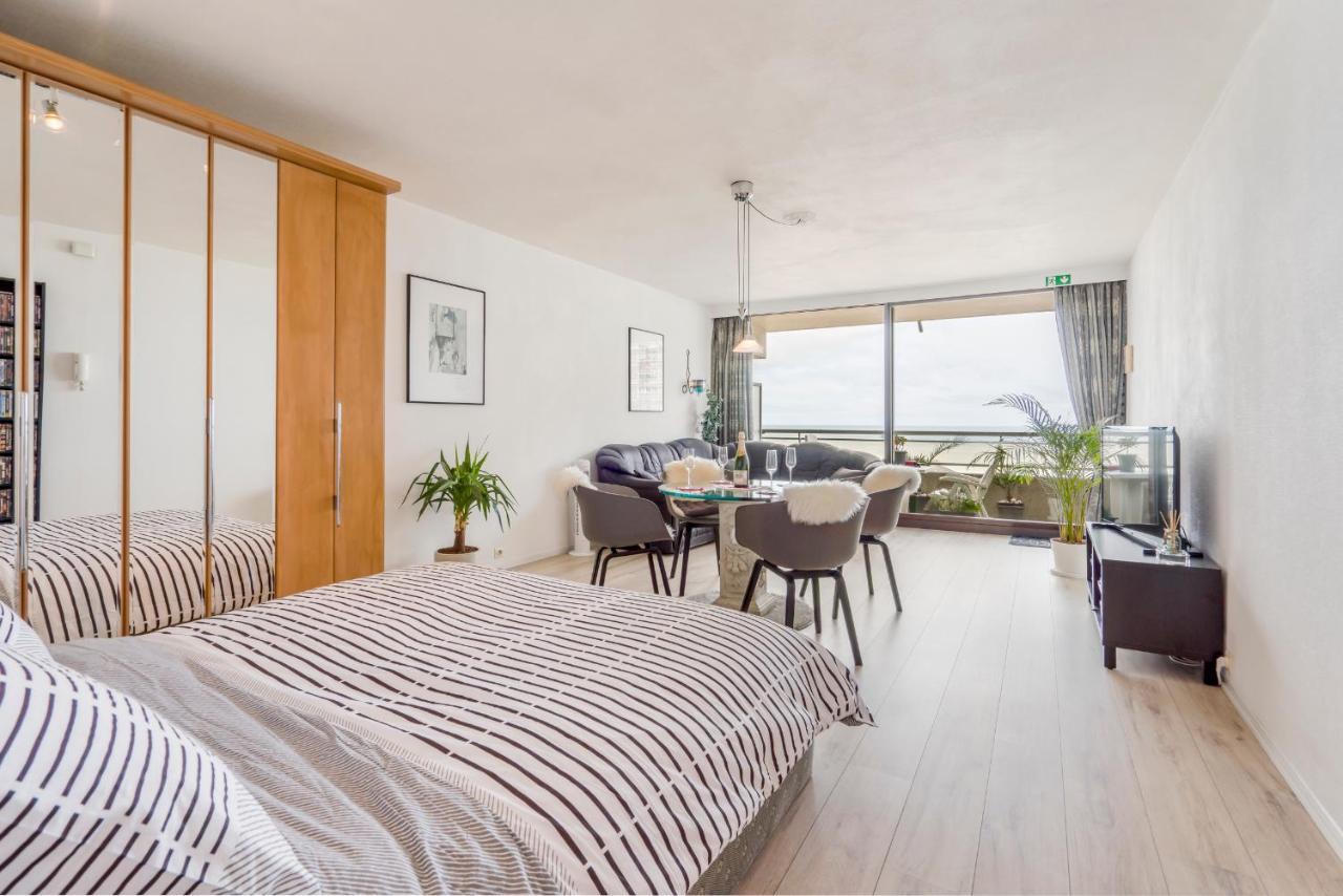 Luxueuze Vakantiestudio Met Zeezicht En Terras In Oostende ภายนอก รูปภาพ